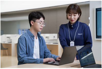 華為全球首家新模式客戶服務(wù)中心開業(yè) 維修、體驗(yàn)與休閑的完美融合